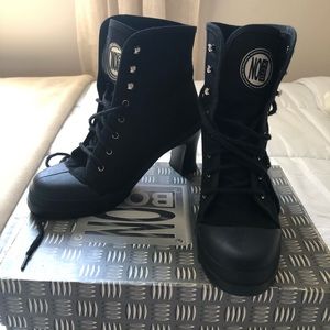 NoBox Black Heeled High-Top Sneaker Booties from the 1990’s. Size 37